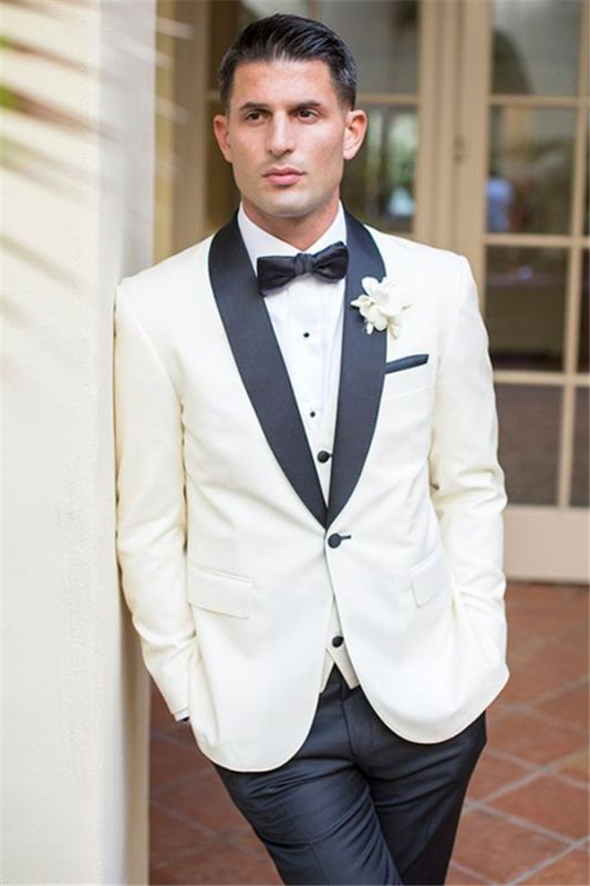 Design White Groomsmen Suits | Bespoke Three Pieces Wedding Tuxedos