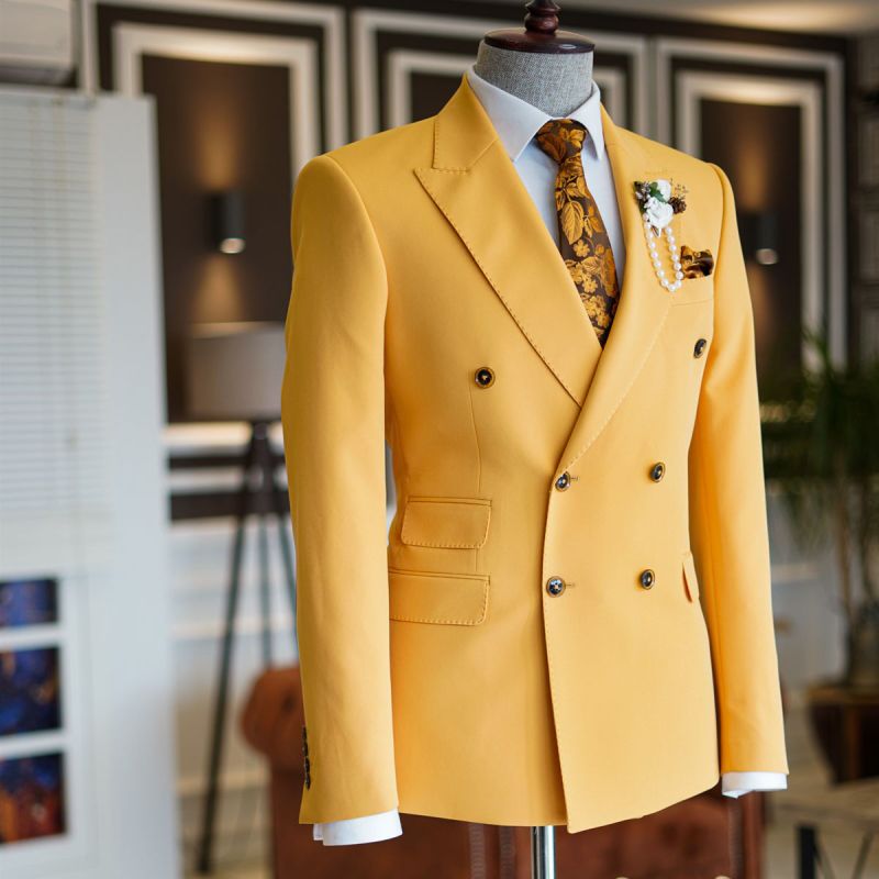 Classy Yellow Double Breasted Peaked Lapel Men's Prom Suits main image 0