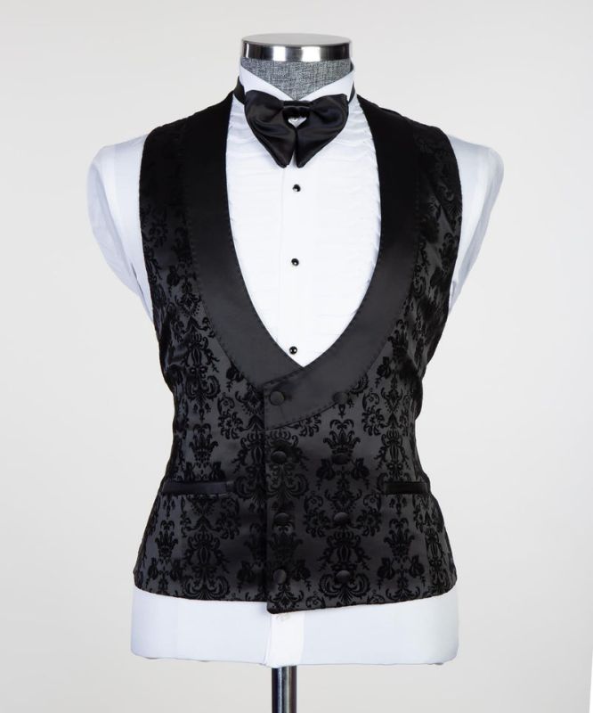Elegant Gorgeous Slim Fit Peaked Lapel Two Pieces Men Suits