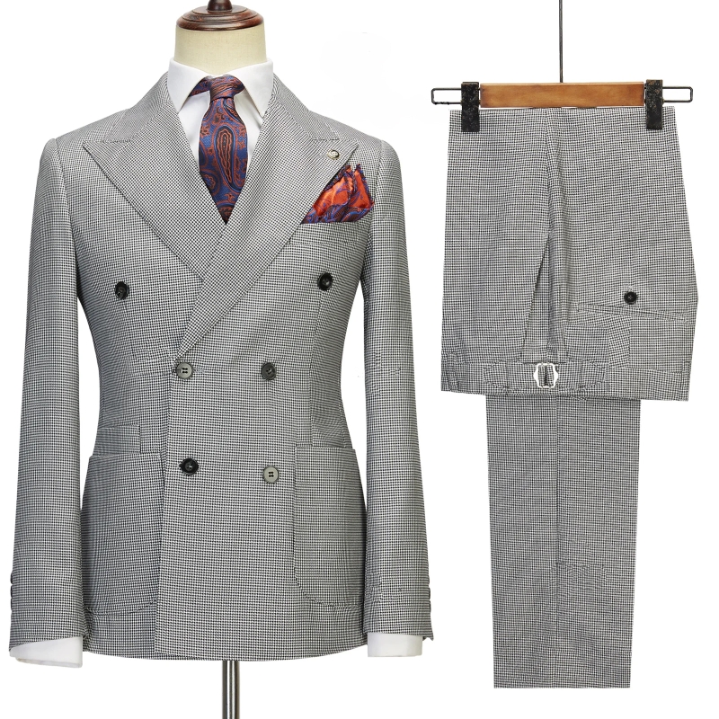 Amazing Black Peaked Lapel Men Suits for Prom