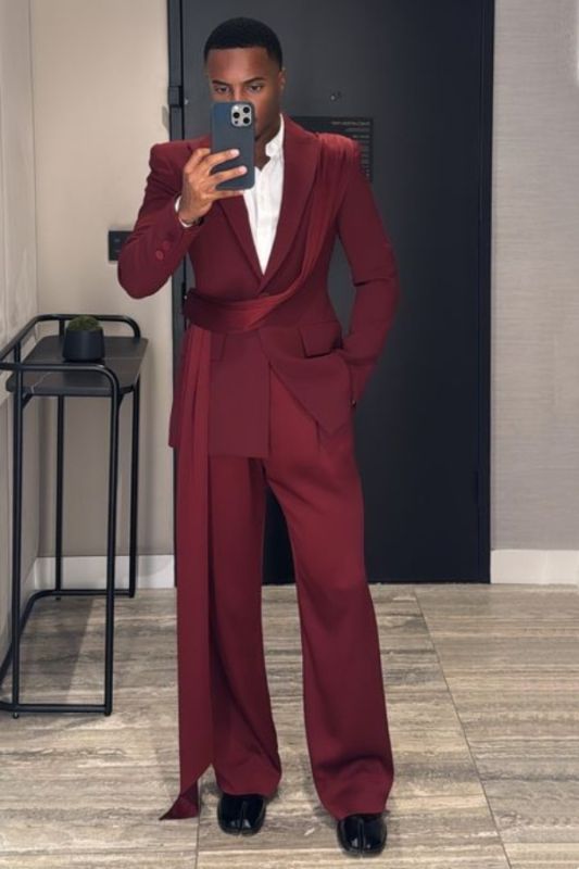 Stylish Burgundy One Button Men’s Prom Suit with Long Sash