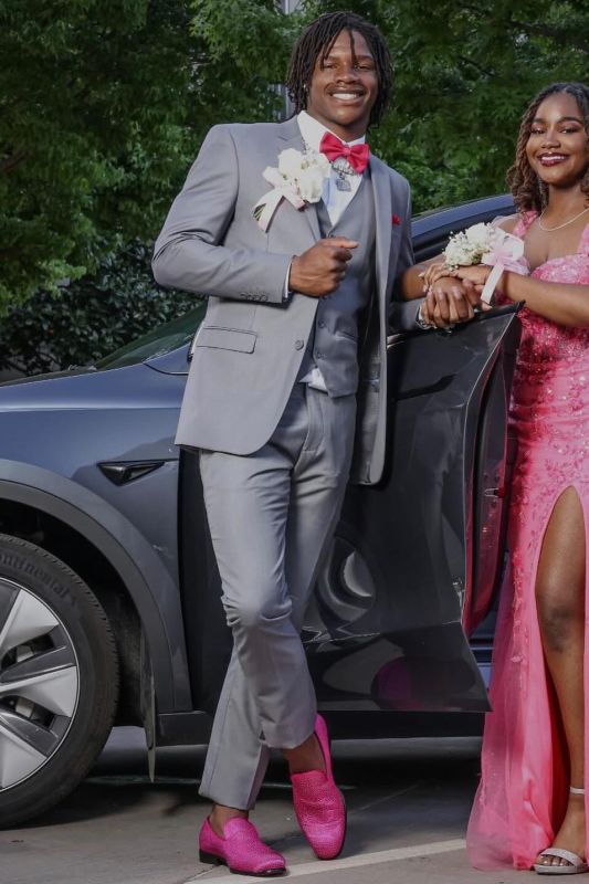Bancroft Gray Notched Lapel Bespoke Three Pieces Prom Suits
