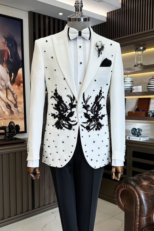 Latest Design White Jacquard Black Pearls Lace Appliqués Popular Prom Suit