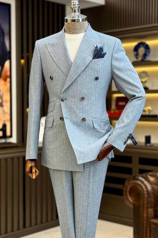 Cleveland Classic Light Gray Striped Peaked Lapel Double Breasted Business Suits