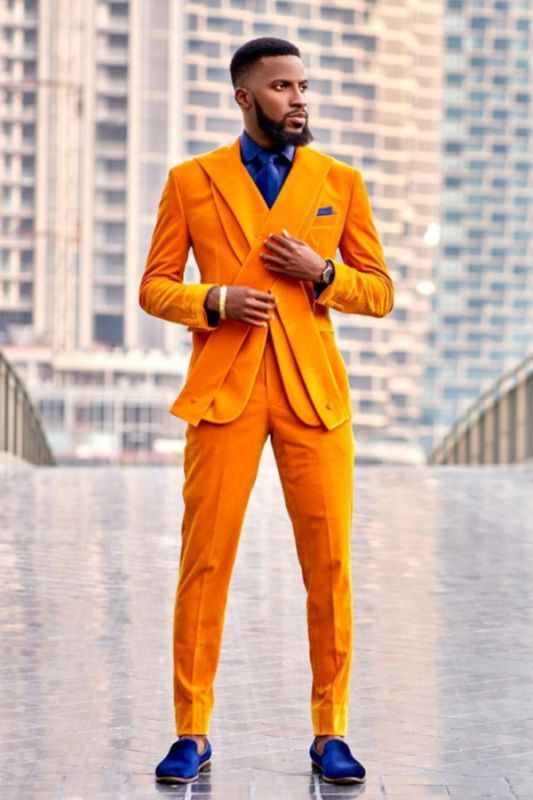 Charles Special Orange Shawl Lapel Velvet Prom Suits With Sash