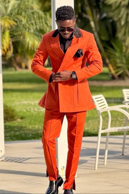 Chapman Chic Orange Peaked Lapel Prom Suits With Accordion Pocket