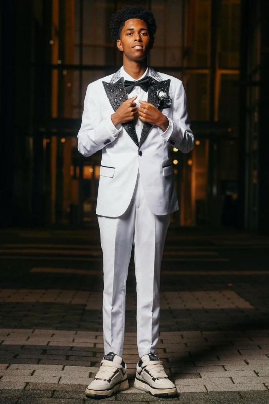 Dana Gentle White Two Pieces Prom Suits With Beading Lapel