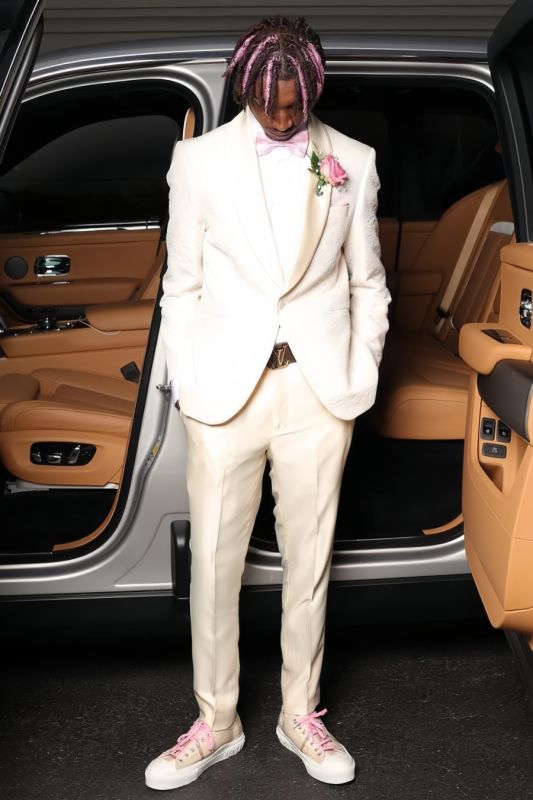 Edgar Bespoke White Jacquard Prom Suits With Satin Lapel