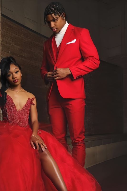 Franklin Chic Reed Notched Lapel Three Pieces Prom Suits