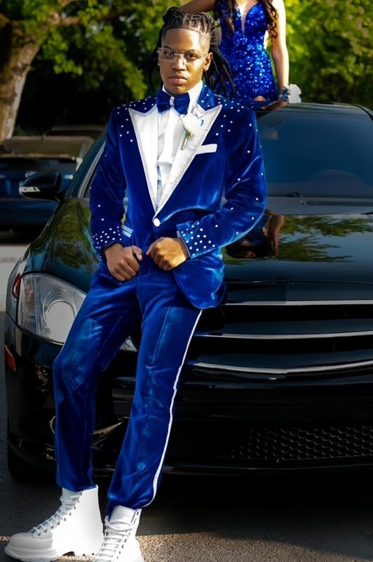 Gavin Gentle Ocean Blue Velvet Peaked Lapel One Button Prom Suits With Beading