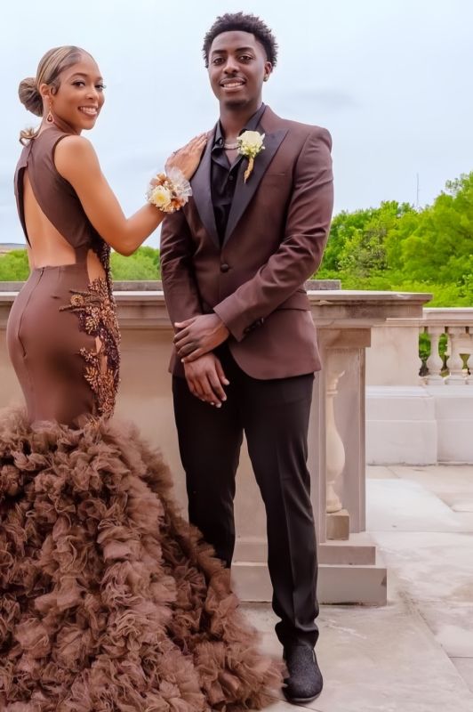 Francis Stylish Brown One Button Prom Suits With Satin Lapel