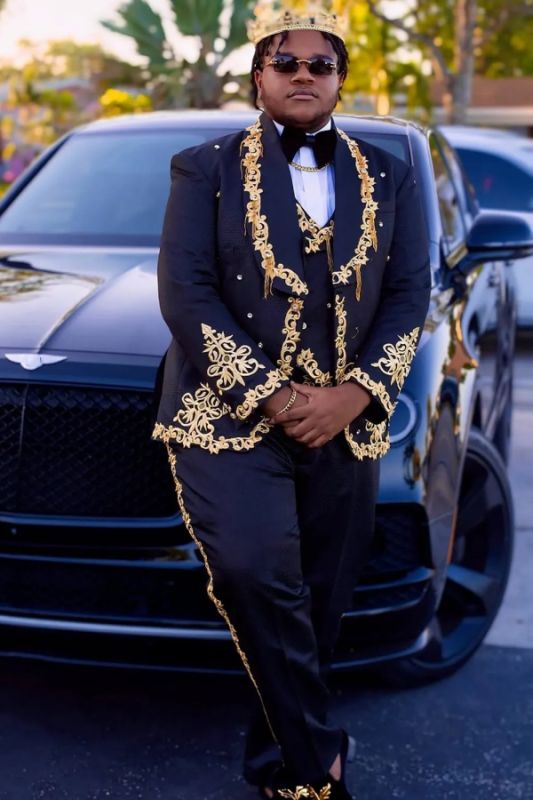 Kevin Special Black Shawl Lapel Three Pieces Prom Suits With Gold Appliques