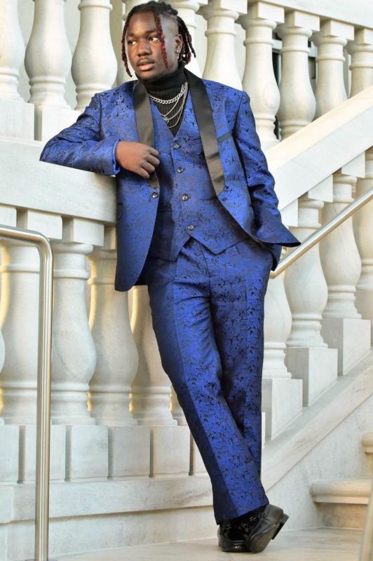 Kerr Generous Navy Jacquard Three Pieces Prom Suits With Satin Lapel