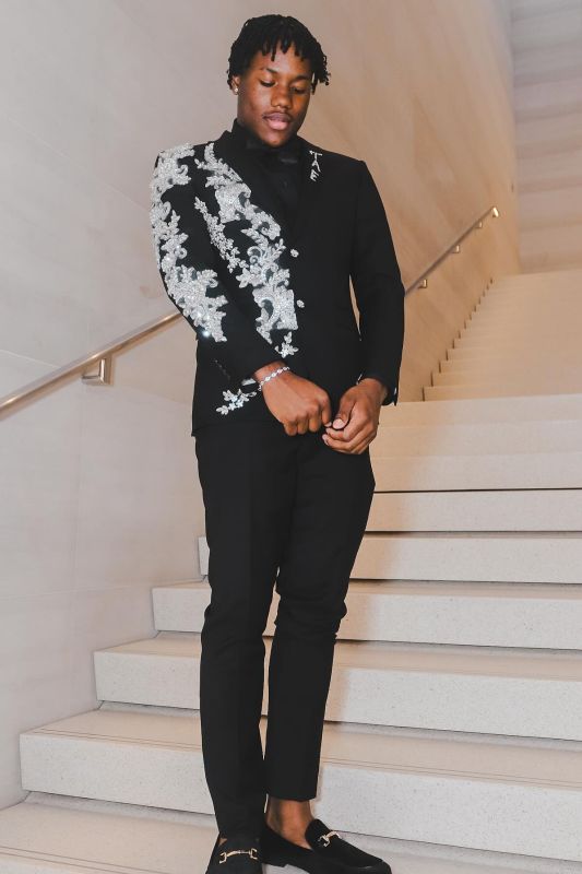 Kennedy Fashion Black Shawl Lapel Prom Suits With Beading