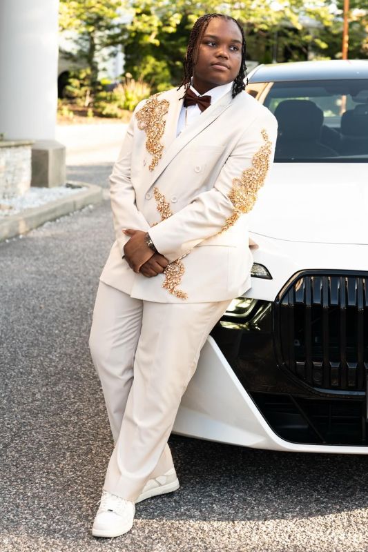 Icholas Chic Off-White Peaked Lapel Double Breasted Prom Suits With Beading