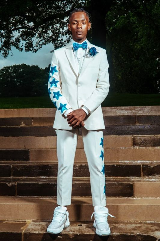 Ingram Special White Notched Lapel Prom Suits With Star Appliques