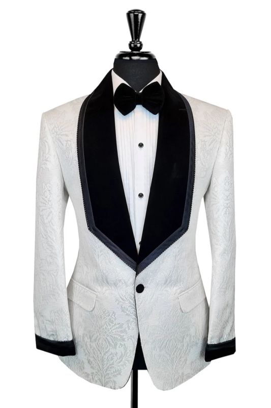 Reg Generous White Jacquard One Button Wedding Suits With Velvet Lapel