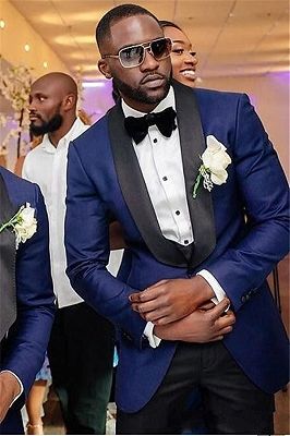 Navy Blue Three Piece Wedding Groomsmen Suit with Black Shawl Lapel_1