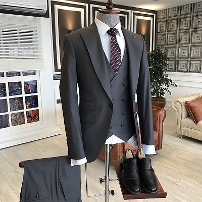 Max Black 3-Pieces Peaked Lapel One Button Bespoke Business Suits For Men_2