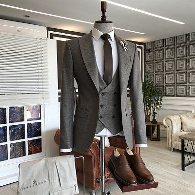 Popular Brown Small Plaid 3-Pieces Peaked Lapel Business Suits For Men