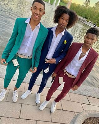 Fashion Slim Fit Bespoke Two Pieces Men Suit for Prom_1