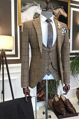 Archibald New Arrival Brown Plaid Peaked Lapel Three Pieces Busibess Men Suits_1