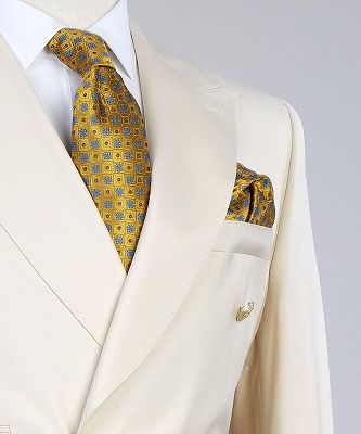 Ebenezer Creamy White Double Breasted Stylish Peaked Lapel Men Suits_2
