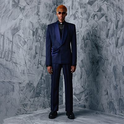 Cecil Special Navy Prom Suits With Velvet Shawl Lapel And Sash_3