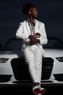 Davis Chic White Notched Lapel Two Pieces Prom Suits With Beading