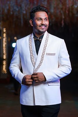 Claire Gentle White Double Breasted Prom Suits With Beadings Shawl Lapel_2