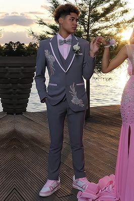 Harvey Bespoke Dark Gray Notched Lapel Three Pieces Prom Suits With Beading