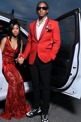 Grayson Simple Red Shawl Lapel One Button Prom Suits