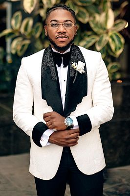 Harper Stylish White Jacquard Shawl Lapel Prom Suits With Beading_2