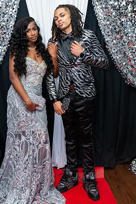 Jeffrey Modern Silver Sequins One Button Prom Suits With Satin Shawl Lapel