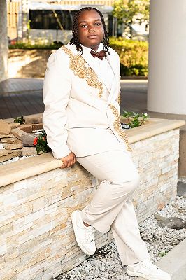 Icholas Chic Off-White Peaked Lapel Double Breasted Prom Suits With Beading