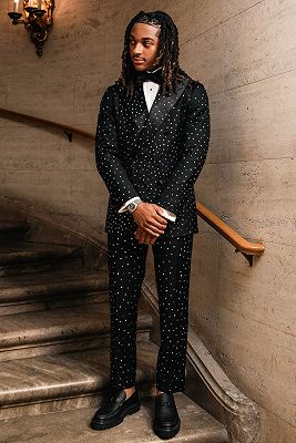 Jacob Black Peaked Lapel Shinning Rhinestones Double Breasted Prom Suits_4