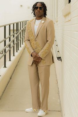 Jay Charming Khaki Peaked Lapel One Button Prom Suits With Beading