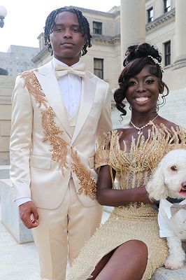 John Charming Champagne Satin Peaked Lapel Three Pieces Prom Suits With Beading_3