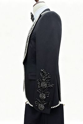 Louis Fashion Black Peaked Lapel Three Pieces Prom Suits With Beading