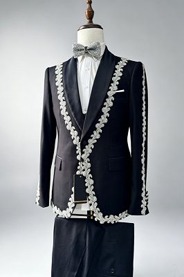 Les Chic Black Shawl Lapel Three Pieces Prom Suits With Beading