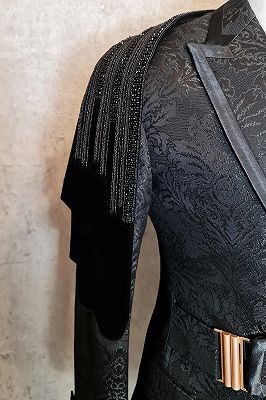 Richie Fashion Black Jacquard Peaked Lapel Prom Suits With Velvet Beading Shawl