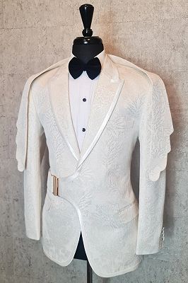 Roman Chic White Jacquard Peaked Lapel Prom Suits With Shawl
