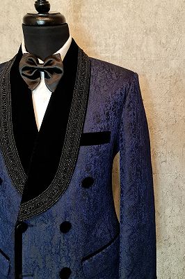 Stanley Charming Dark Blue Jacquard Double Breasted Prom Suits With Beading Lapel
