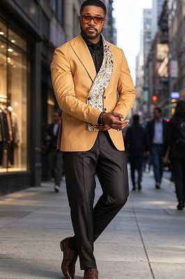 Tobias Stylish Camel Peaked Lapel Double Breasted Prom Suits