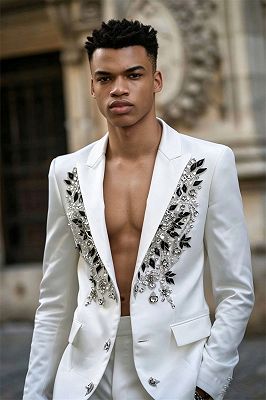 Ternence Fashion White Peaked Lapel Beading Prom Suits